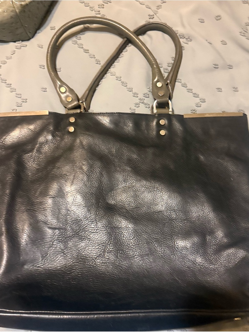 Kenneth Cole Classic Black Tote Bag with Taupe Handles - Stylish Everyday Carry